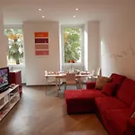 Red Flat In Rome
